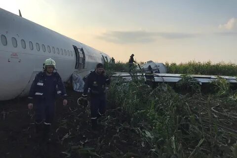 Экипаж аварийного самолета