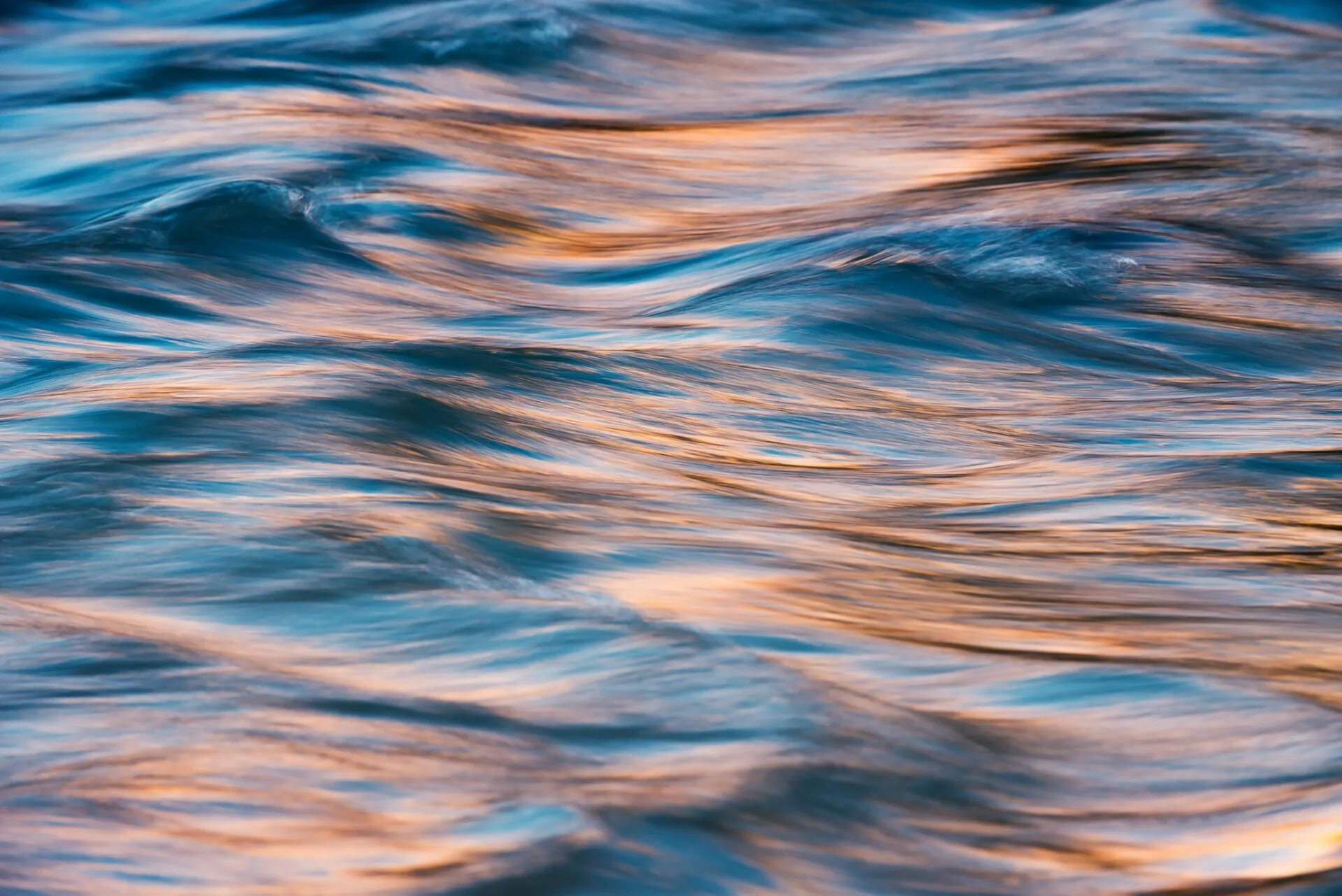 Фактура воды. Цветные волны. Волны на воде. Эффект "воды".