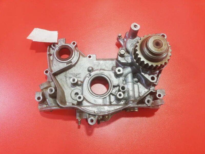Насос масляный honda cr-v rd1 b20b 15100-pr4-a03. Хонда аккорд 2001 насос масляной. Масляный насос хонда аккорд. Масляный насос honda lead jf06 на двигателе. Масляный насос honda b20b.