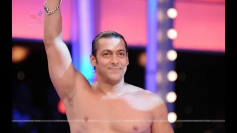 Salman khan and aamir khan promote 'PK' in Big Boss 8 - YouTube.