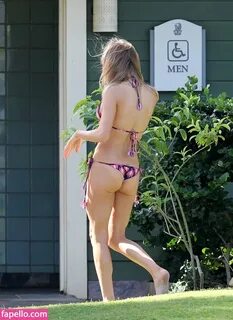 Leann Rimes  leannrimes Nude Leaked Photo #2.