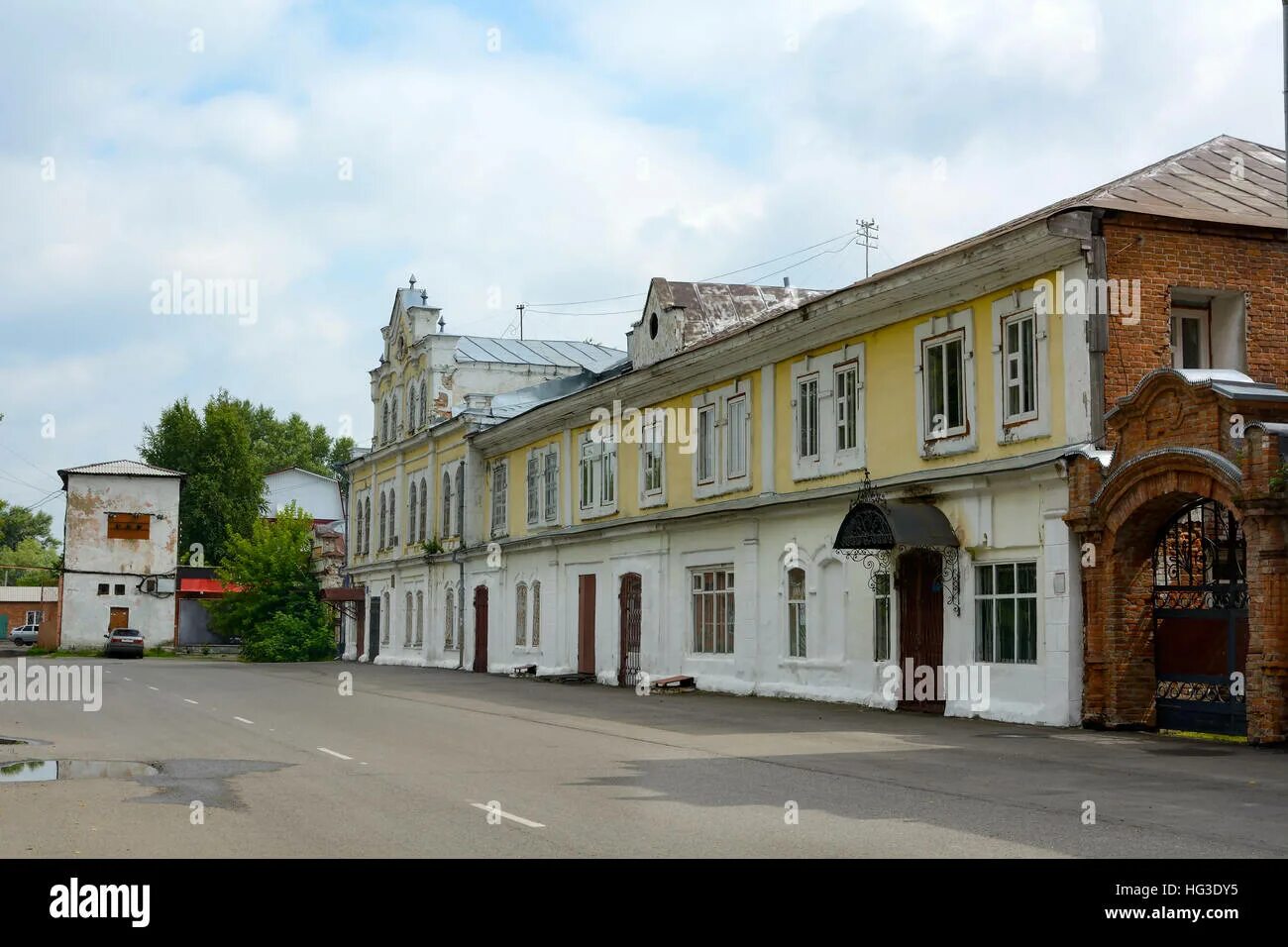 Особняк купца Сычева Бийск. Дом купца Сычева. Торговый дом Сычевых Бийск. Торговый дом Сычевых. Дом сычева