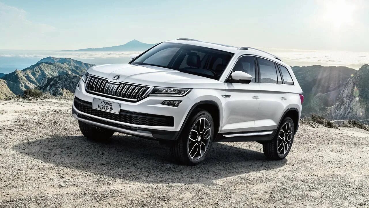 Skoda kodiaq двигатель. Шкода кодиак 2018. skoda kodiaq 2018. skoda kodiaq 2025. кроссоверы skoda kodiaq.