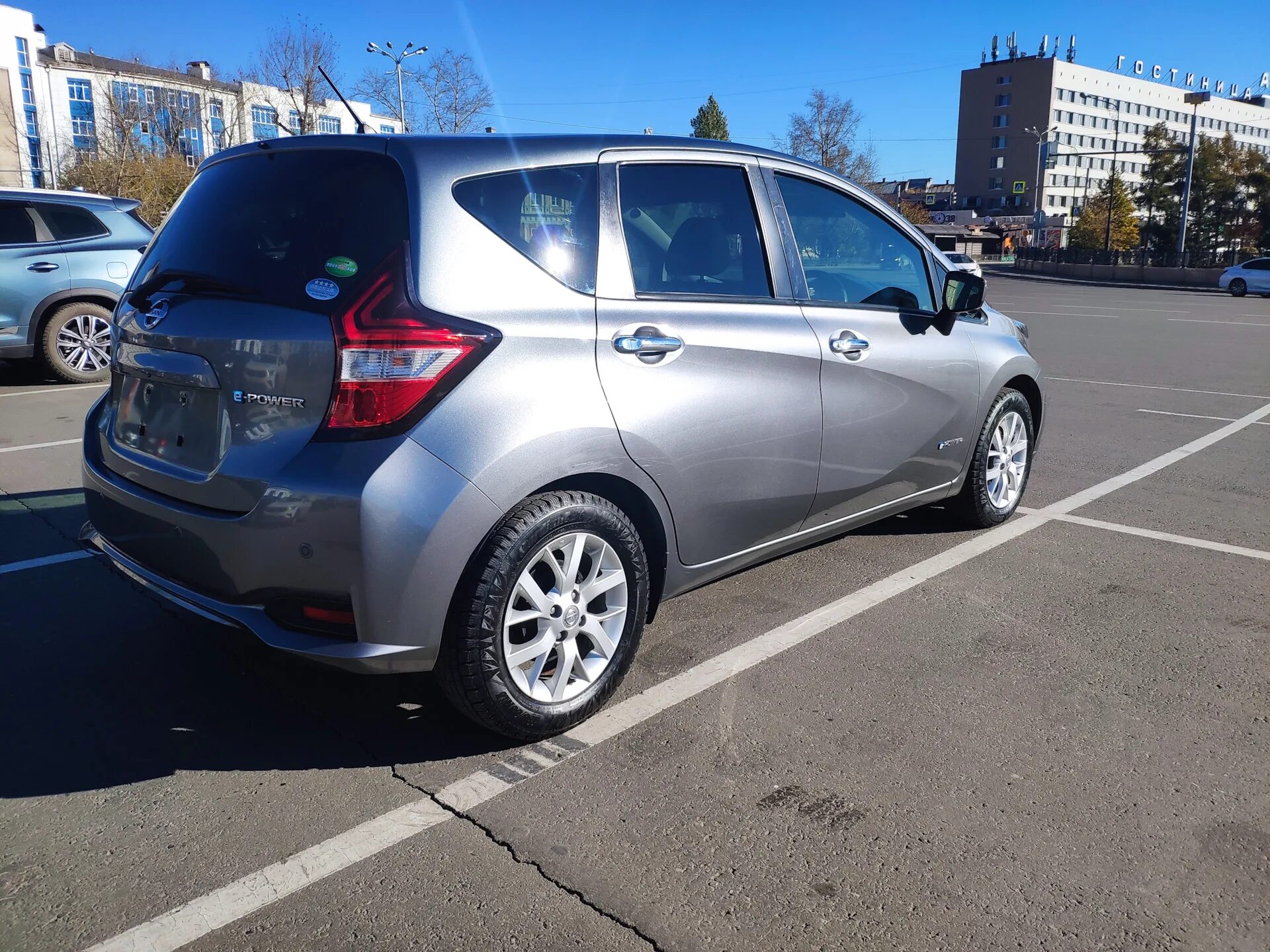 Ниссан ноут пауэр купить. Ниссан ноут e12. Ниссан ноте 208. Nissan Note e12 Nismo. Nissan Note Power.