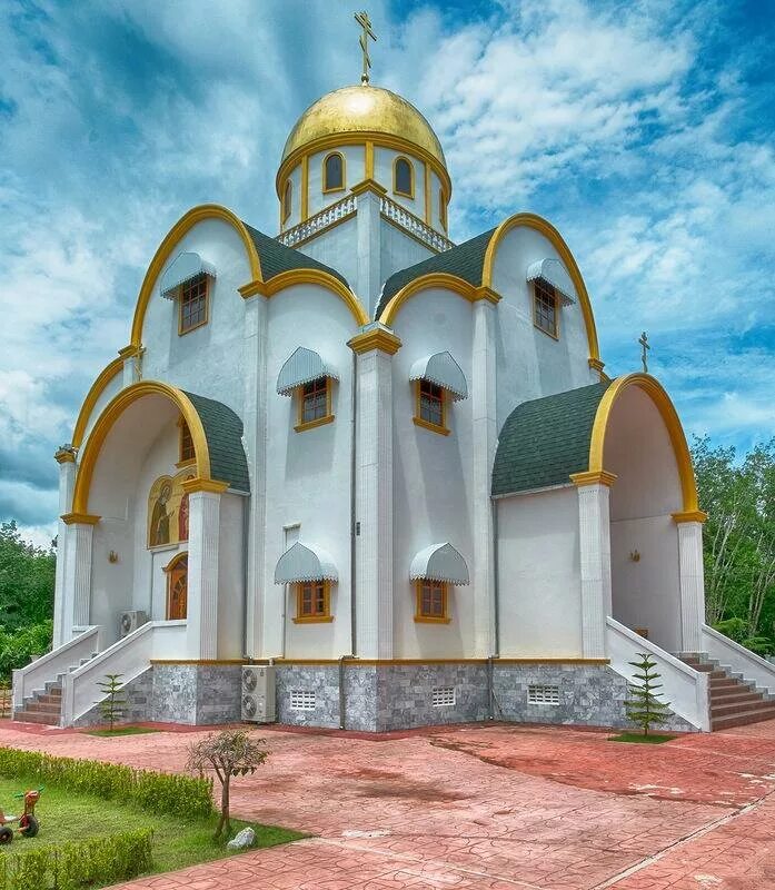 христианский храм на пхукете. пхукет (таиланд). пхукет (таиланд). пхукет храм троицы. христианский храм на пхукете.