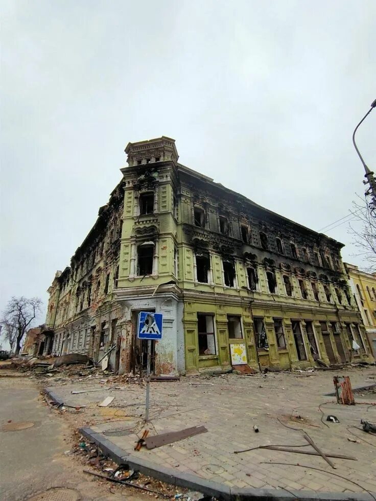 Мариуполь здание. Мариуполь 2025. мариуполь центр 2025. разрушенный мариуполь 2025. мариуполь разруха.