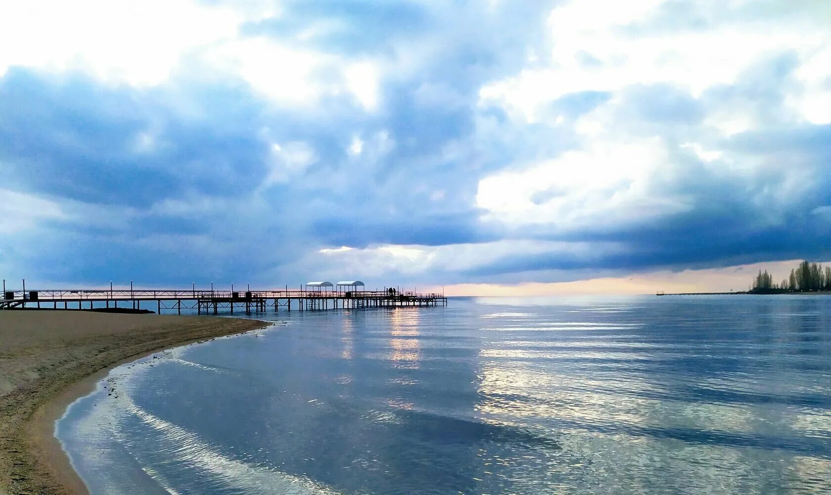 Море в киргизии