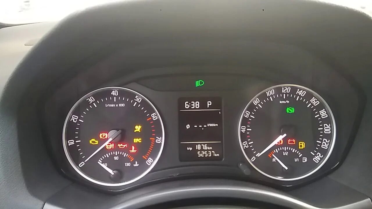 Температура двигателя 1.8 tsi. Eco со стрелочкой шкода октавия. 1.8 tsi обороты. температура масла в двигателе 1.8 tsi шкода октавия а5. плавают обороты на холодную пассат 1.8 tsi nms.