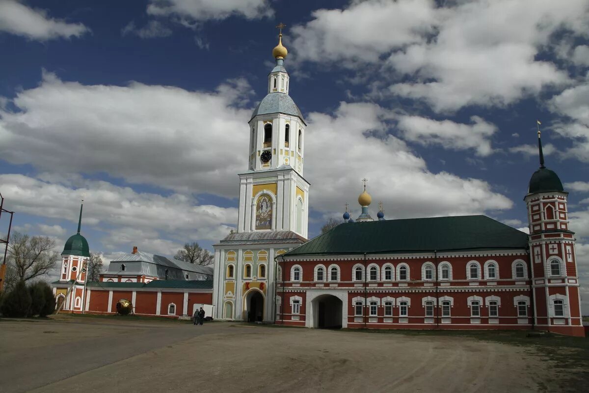 Санаксары монастырь. Рождество-Богородичный Санаксарский монастырь. Мордовия Санаксары Санаксарский монастырь. Санаксарском монастыре близ города Темникова.