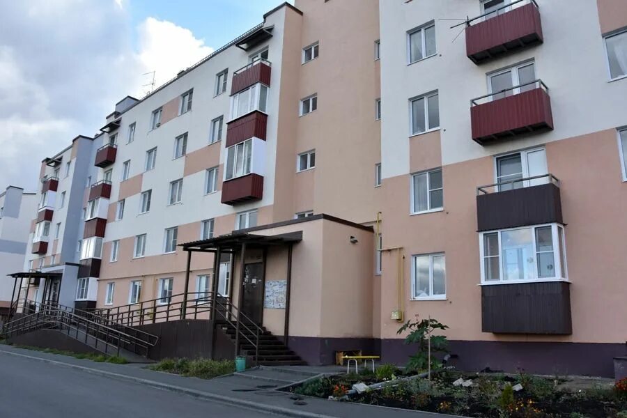 Мэр поручил рассчитать стоимость ремонта несущей стены здания МУПа в Заре - Penz