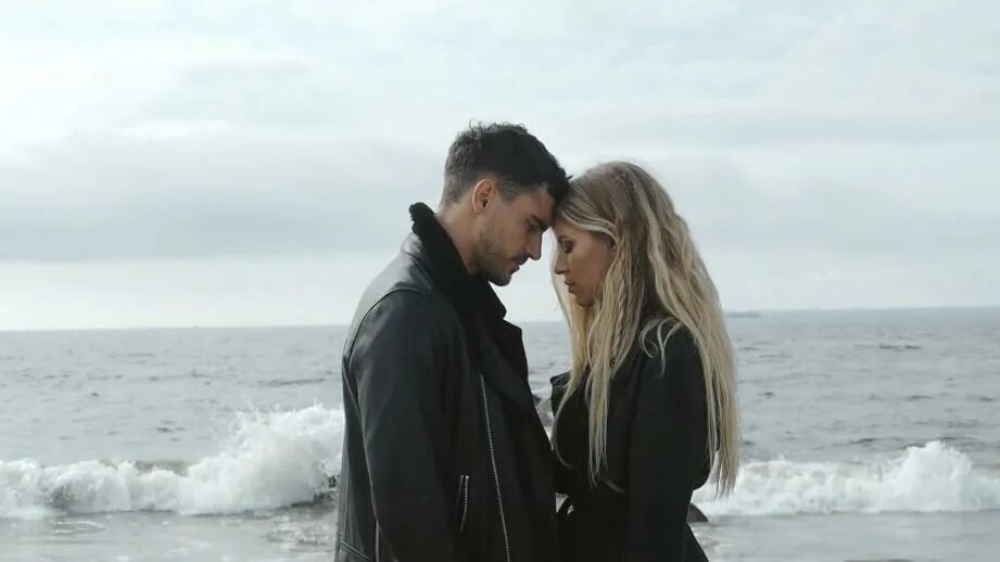 мне страшно любить тебя полчеловека я. полчеловека я. рита дакота полчеловека текст. рита дакота полчеловека клип. рита дакота полчеловека.