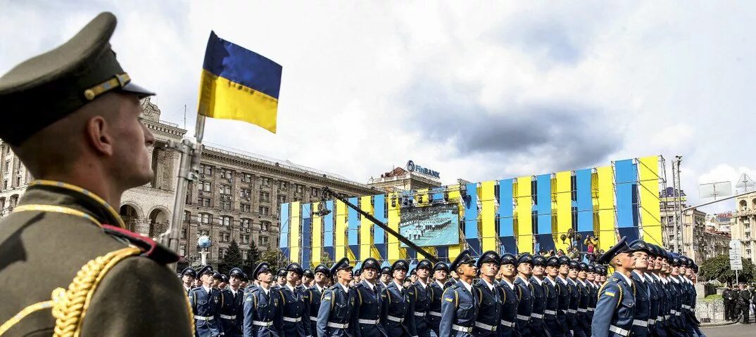 В чем слава украины. Слава Украине. Слава героям. Военное Приветствие Украины. Приветствие Слава Украине героям Слава.