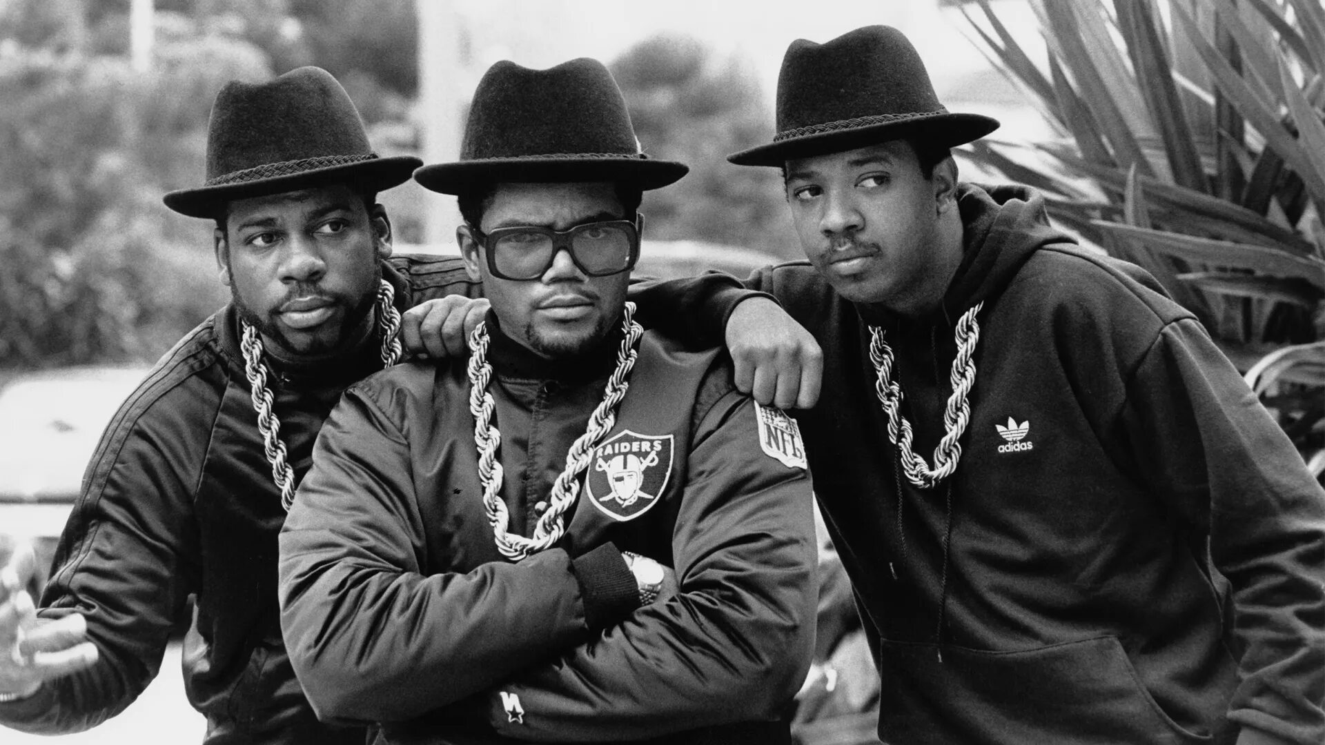 M c run. Run dmc группа. run dmc 80s. run dmc my adidas. run dmc run dmc.