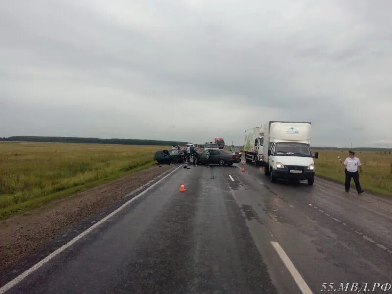 Авария на трассе Тюмень Омск сегодня Крутинский район. Авария в Ямане Омской Крутинского района.