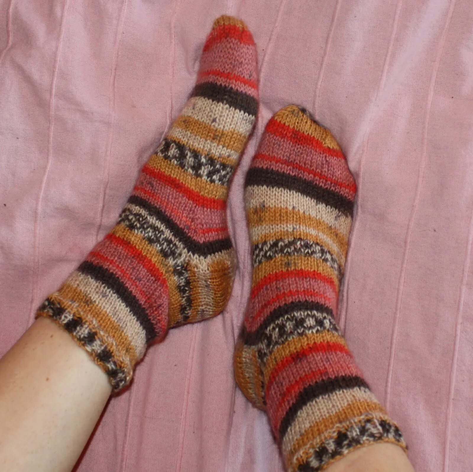 Связать носки из ализе. Связать носки из ализе. Ализе супервош 2695 носки. Носочная пряжа ализе супервош. Alize superwash носки.