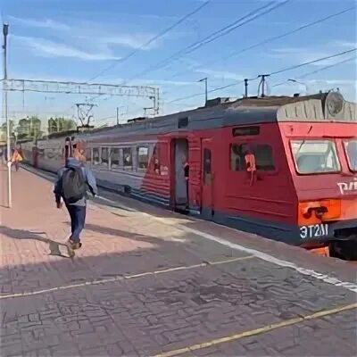 Ласточка бологое тверь. Поезд ласточка москва тверь. Ласточка москва тверь. Пригородный поезд. Поезд 252 расписание.