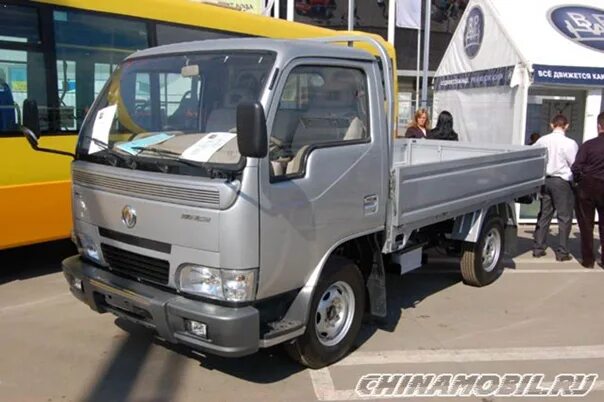 Dongfeng EQ 1030. Донг Фенг грузовик 1030. Донг Фенг грузовик 1.5 т. Dongfeng DFA 1062.