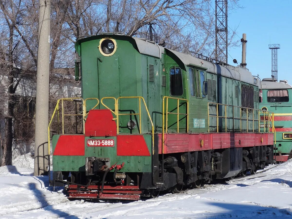 Тепловоз чмэ3т. Дизель чмэ3. Чмэ3. Дизель k6s310dr тепловоза чмэ3. Чмэ3 в депо.