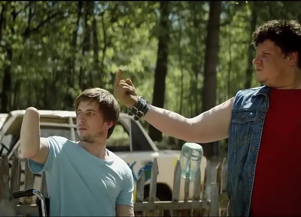 Толь актер. Толь актер. Толь актер. Бурило актер. Паль толя робот.