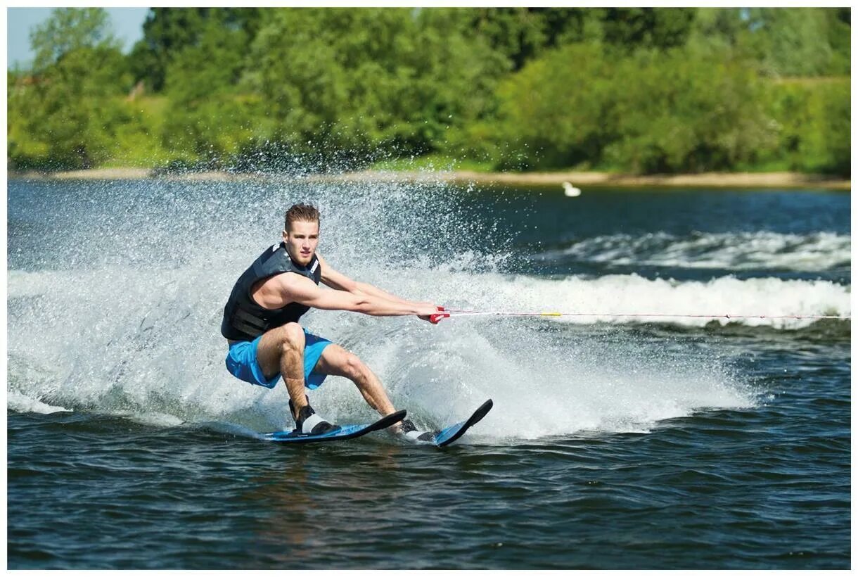 Гидроциклы sea doo 2023. Водные пи. Человек на водных лыжах. Водные пи. Каяк.