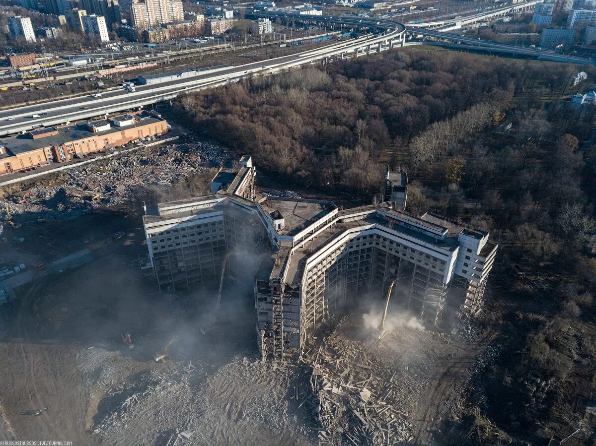 Легендарный сегодня. Заброшенная больница в Ховрино. Больница Ховрино Москва. Ховринская больница Амбрелла. Ховрино ХЗБ.