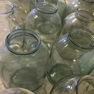 Продам банка 3 литра