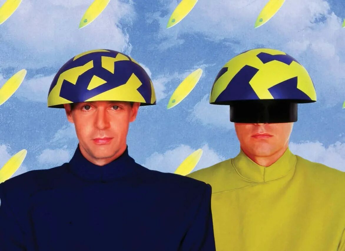 Петшопбойз слушать. Группа Pet shop boys. Группа Pet shop boys 2021. Pet shop boys в молодости. Солист Pet shop boys.