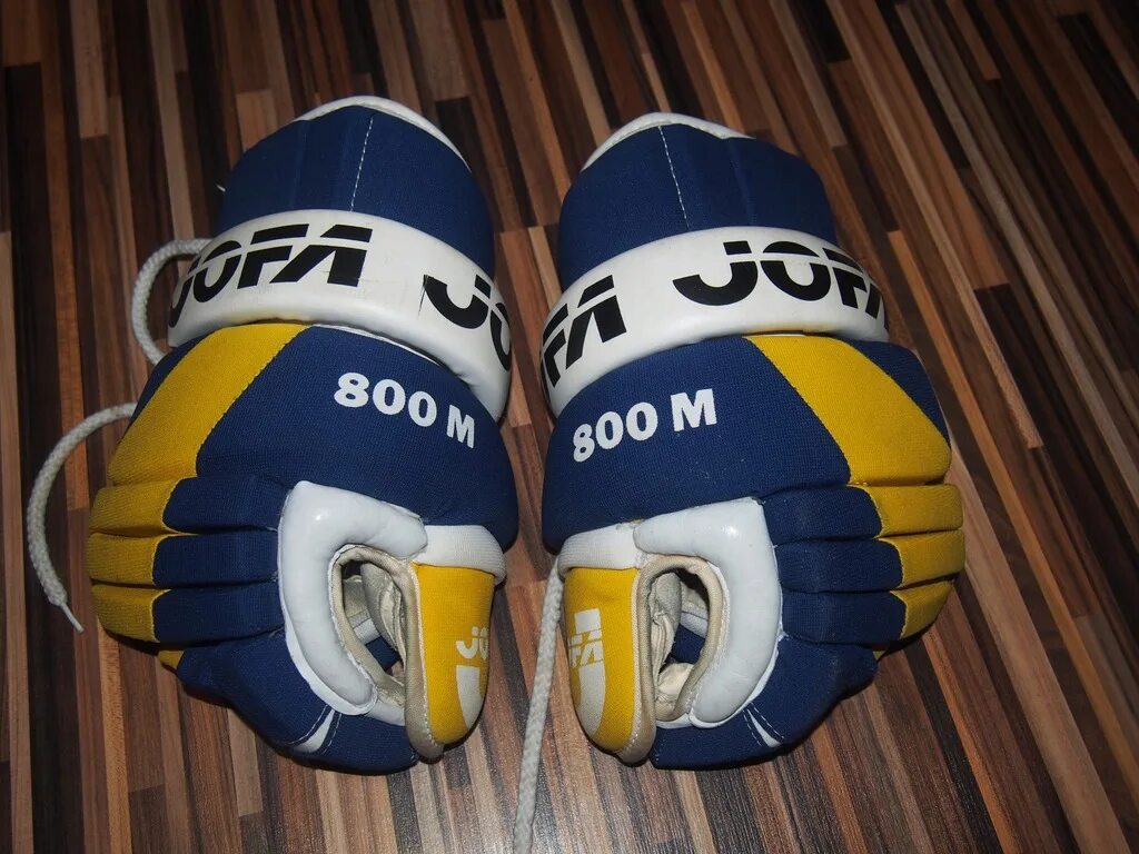 Jofa хоккейная экипировка. Хоккейные краги koho. хоккейные краги cooper 1976. jofa 4k хоккейная экипировка.