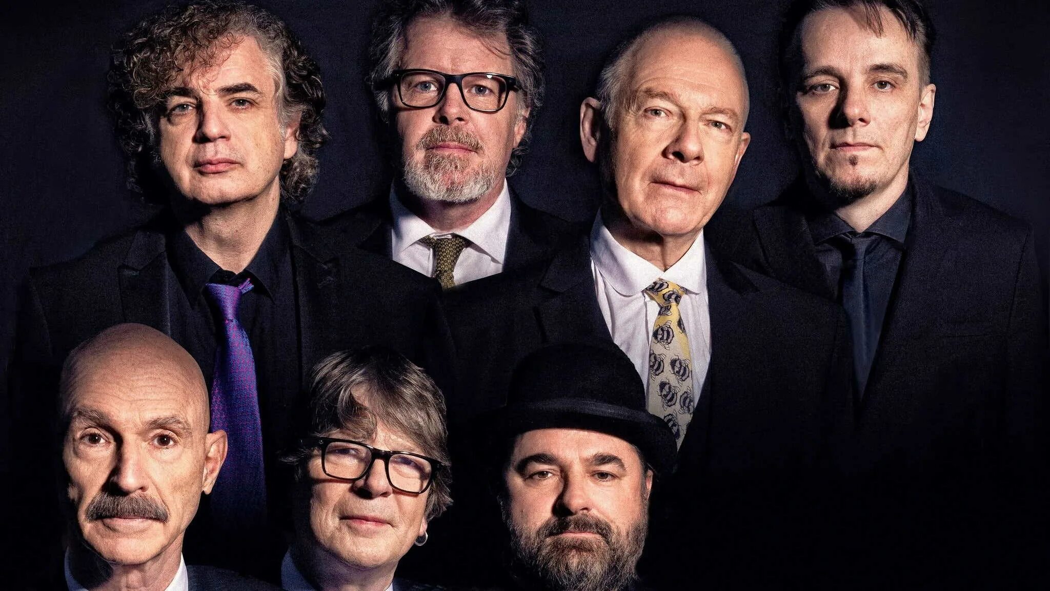 Crimson группа. Группа king crimson. кинг кримсон рок группа. king crimson 1969. king crimson фото.