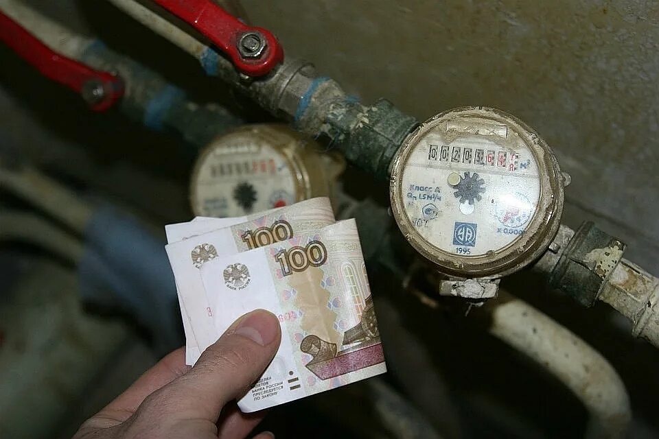 Счетчик гвс. Способов сэкономить на жкх. Приборы учета жкх. Платить меньше за воду. Как платить воду по счетчику.