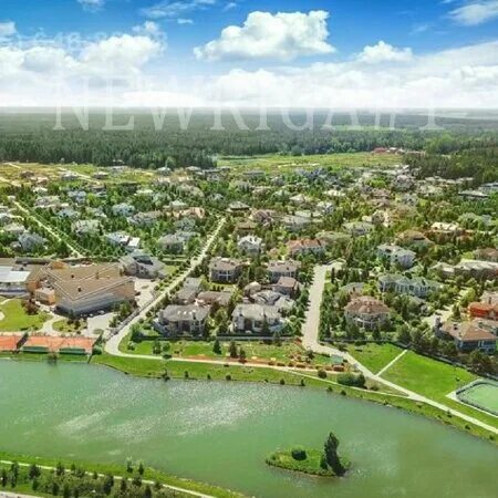 поселок бенилюкс новая рига.