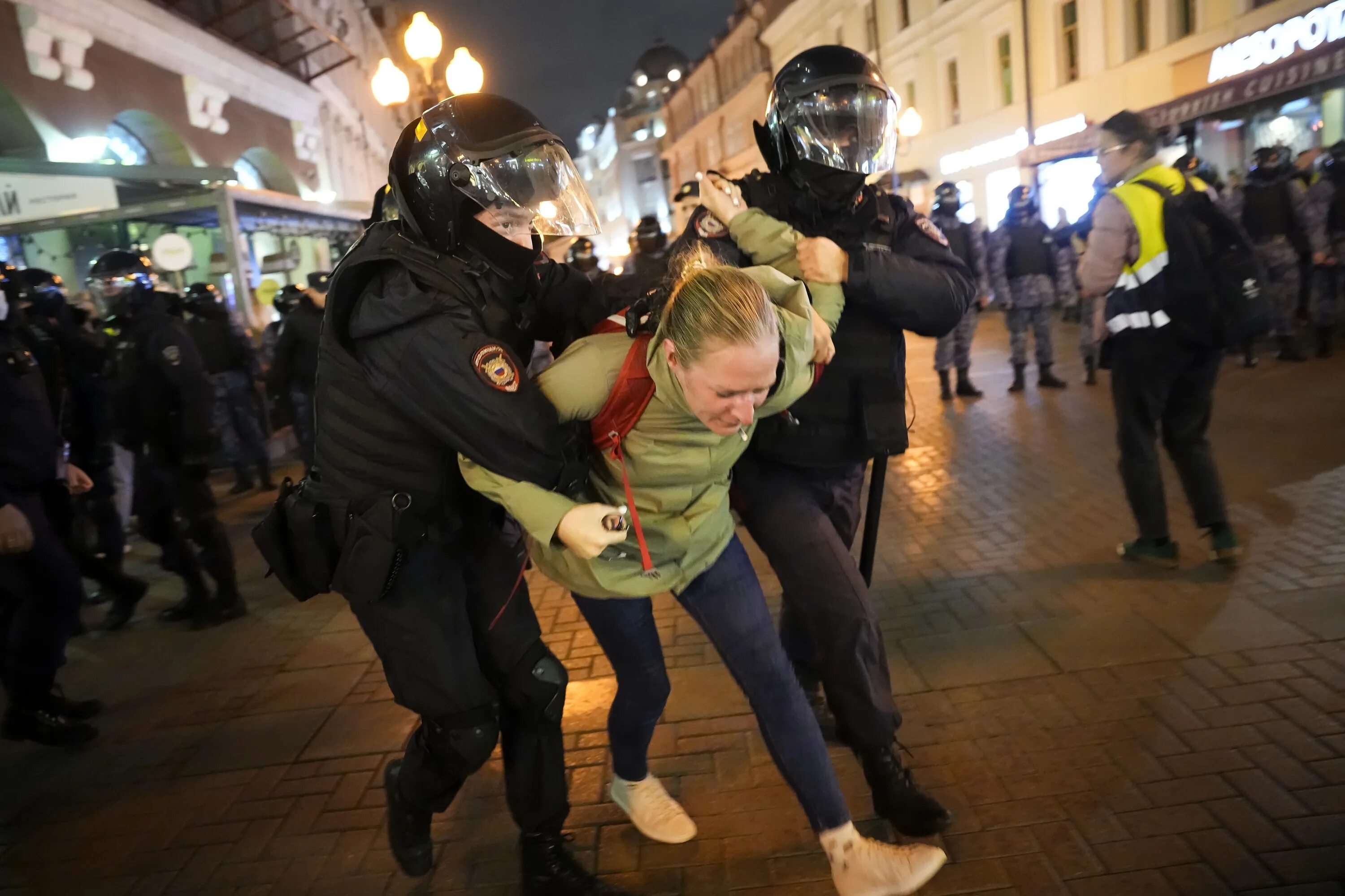 Протесты в Москве. Задержания в новогоднюю ночь. Протесты против мобилизации в Москве. Протесты в России. Протесты против москвы