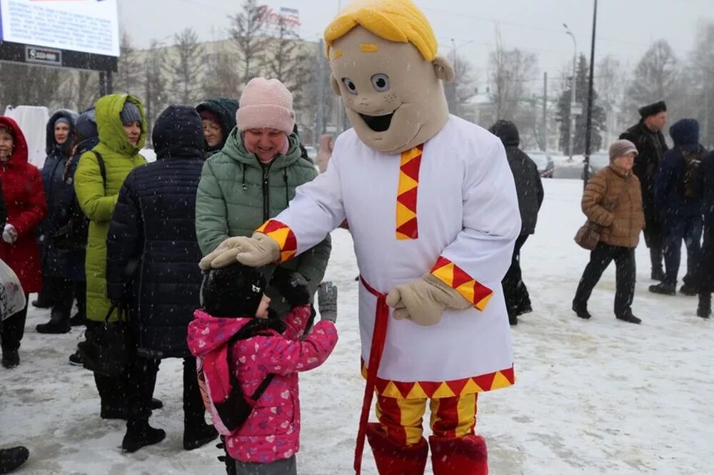 Масленица в ижевске 2024 где. Масленица Ижевск. Масленица Ижевск мероприятия. Костюм блина на Масленицу. Масленица прошла.