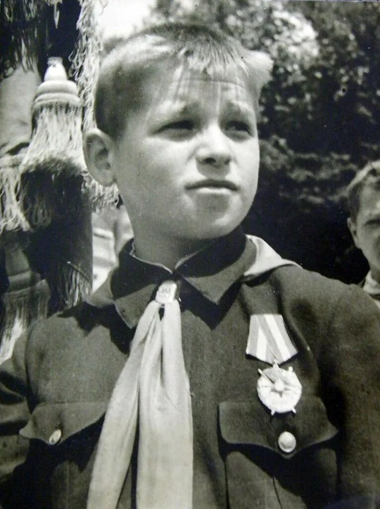 Костя Кравчук Пионер герой. Дети 1944 года