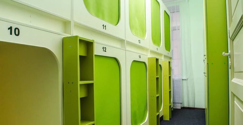 Хостел куб москва. Хостел cube capsule москва. капсульный отель москва cube. капсульный отель москва народная 14. cube capsule hotel москва.