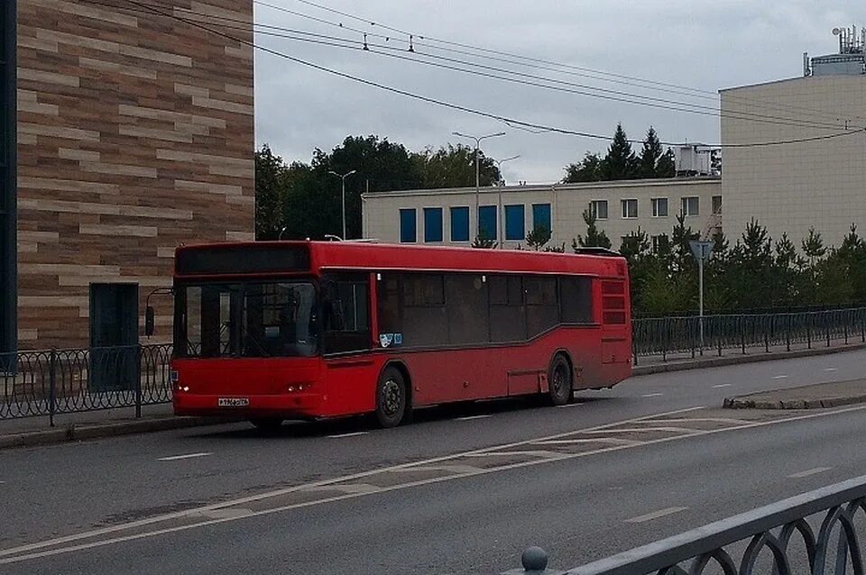 7 автобус казань. 62 Автобус Казань. 49 Автобус Казань. Красный автобус Казань. 35 Автобус Казань.