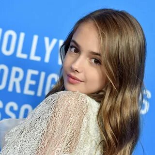 Julia Butters Wiki 2021: Net Worth, Height, Weight, Relationship & Full Biograph