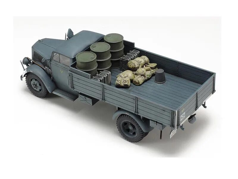 Блиц модели. Opel Blitz 1/35. Опель блиц Тамия. Опель блиц модель 1 100. Tamiya Opel Blitz.