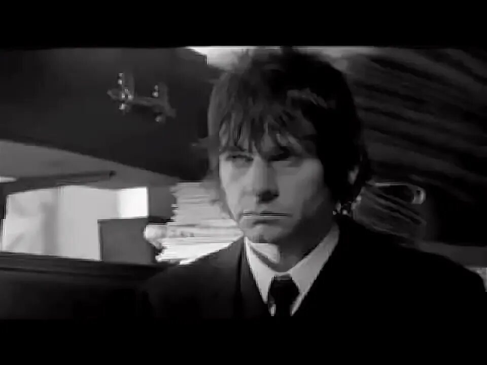 The importance of being idle. Oasis the importance of being idle.