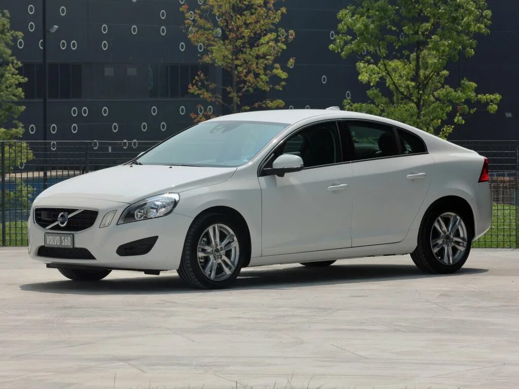 S60 1.6 180. Volvo s60 2010. вольво s60 2010-2013. вольво с60 2012 белая. вольво с60 2013 года.