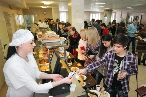 В очереди в буфет