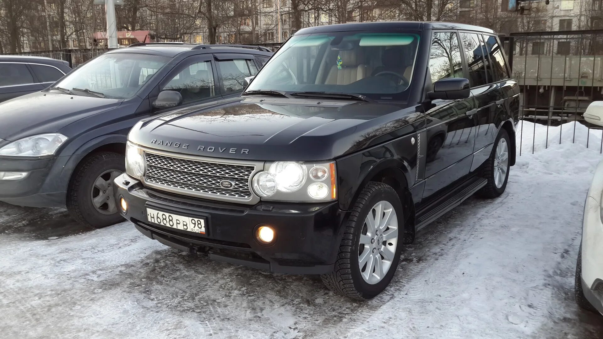 Range rover авито. Ленд ровер 2007. range rover 2007 года. range rover 2007 перламутр. ленд ровер 2007 рестайлинг стопоря.