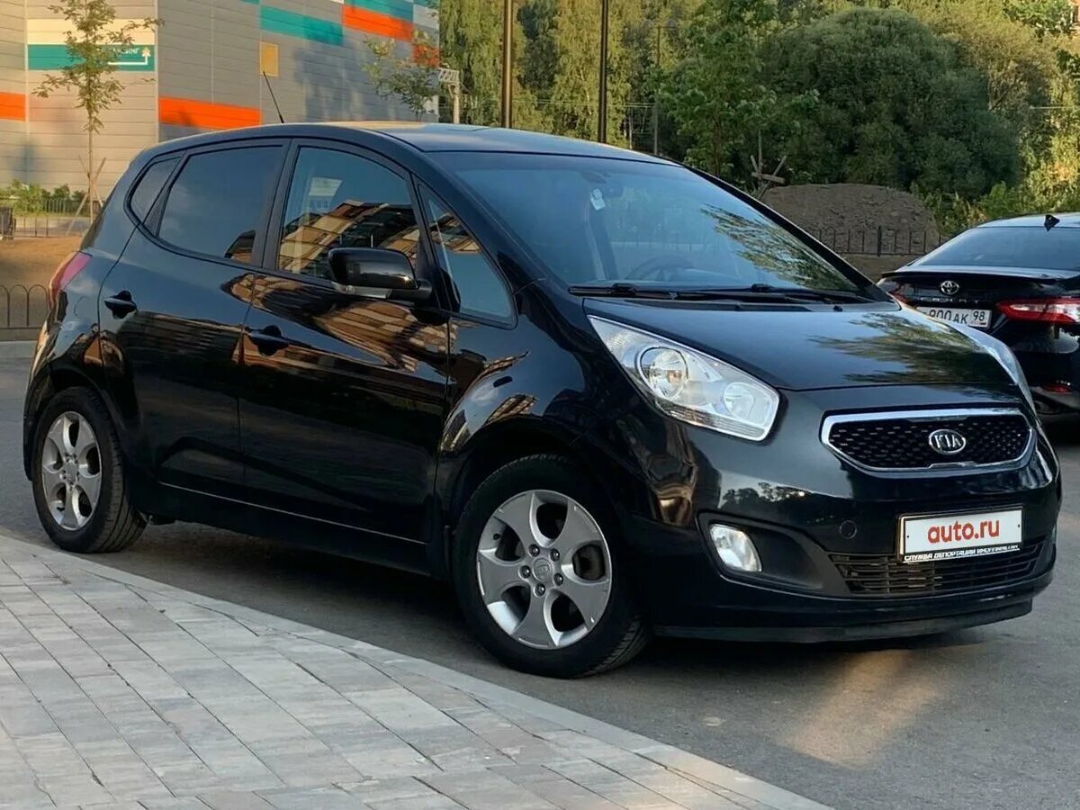 Масло киа венга. Kia Venga 2012. Kia Venga компактвэны. Kia Venga 2008. Киа Венга 2012 фото.