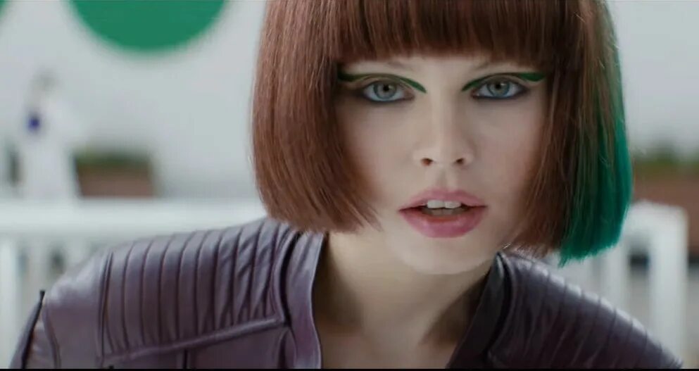 Реклама мегафон актриса марина александрова. Как зовут девушку из рекламы мегафон. Марина александрова в рекламе мегафон. Александрова в рекламе мегафон. Мегафон реклама девушка.