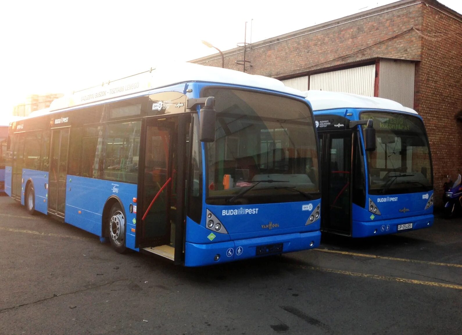 Могилев троллейбусный парк 1. Могилевский автобус. Автобусы могилев фото. Автобус 044. Автобусы города могилева.