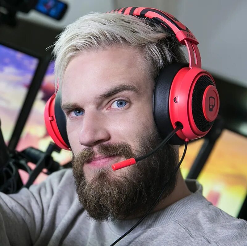 Лучший видеоблогер