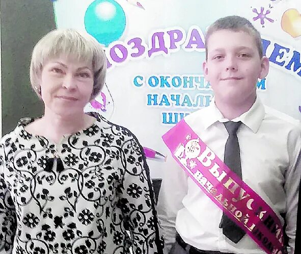 Школа 7 сарапул директор. Учителя сарапула. Директор школы 2 сарапул. Учителя сарапула. Сарапул фото.