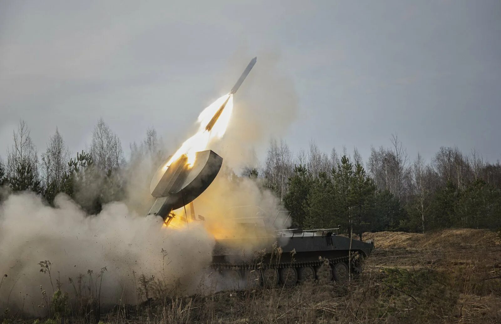 Горыныч система разминирования. Ур-77 змей горыныч. машина разминирования змей горыныч ур-77. ур-77 метеорит змей горыныч. установка разминирования ур-77.