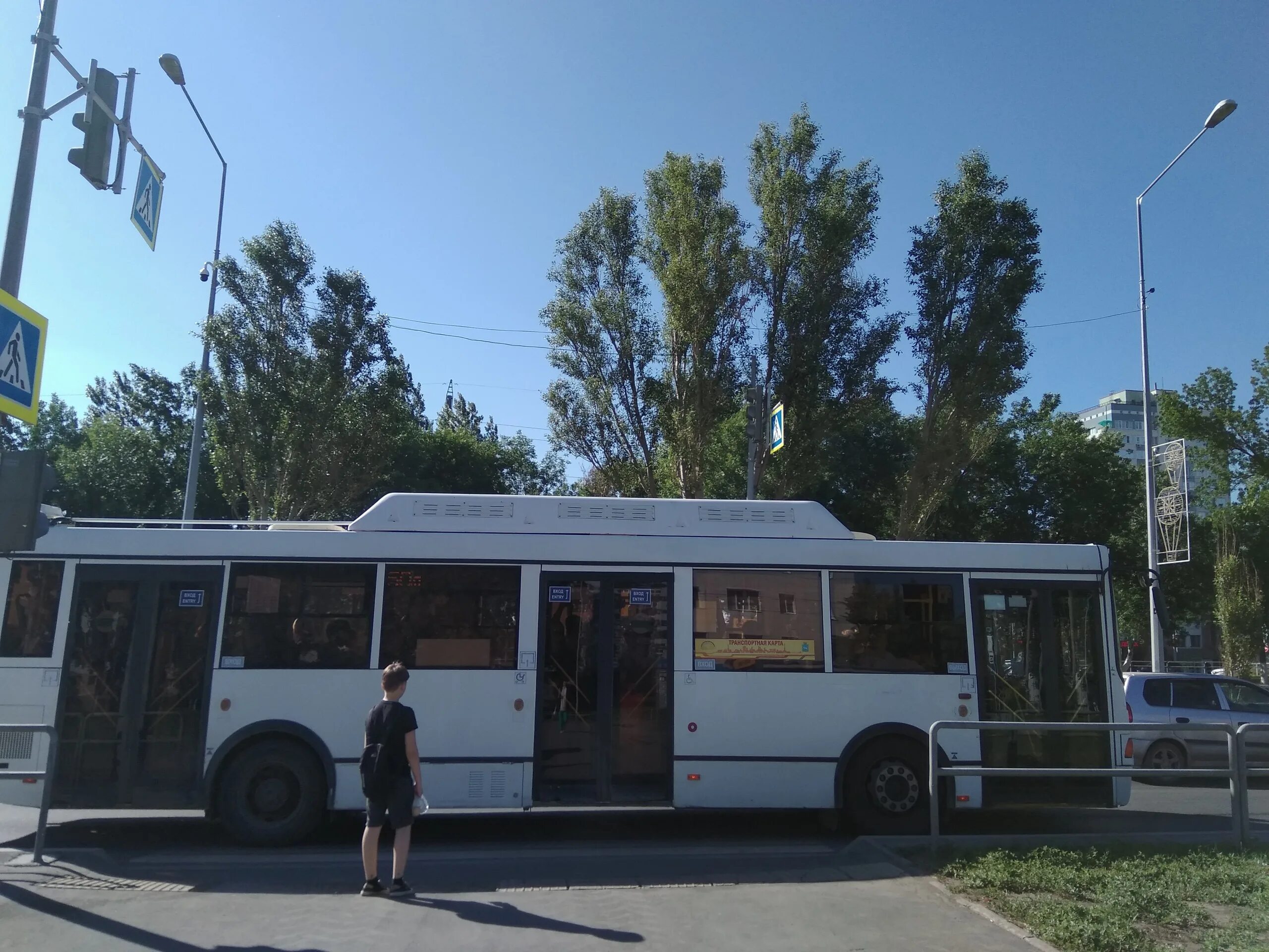 Транспорт самара остановка. Электробус Самара. Автобус Самара Рубежное 63. Автовокзал Самара остановка. Самара автобус на Рубежное.