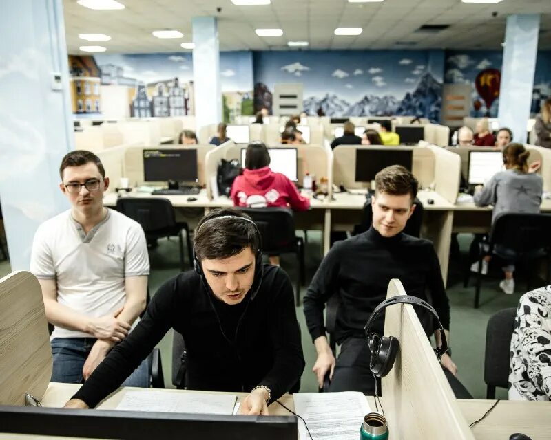 Руководитель мфц таганский г. Мой социальный центр таганский. Ярмарка вакансий. Работа колпино вакансии. Вакансии стажера спб.